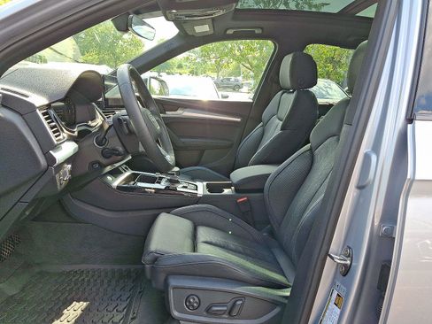Certified 2025 Audi Q5 Prestige image 13