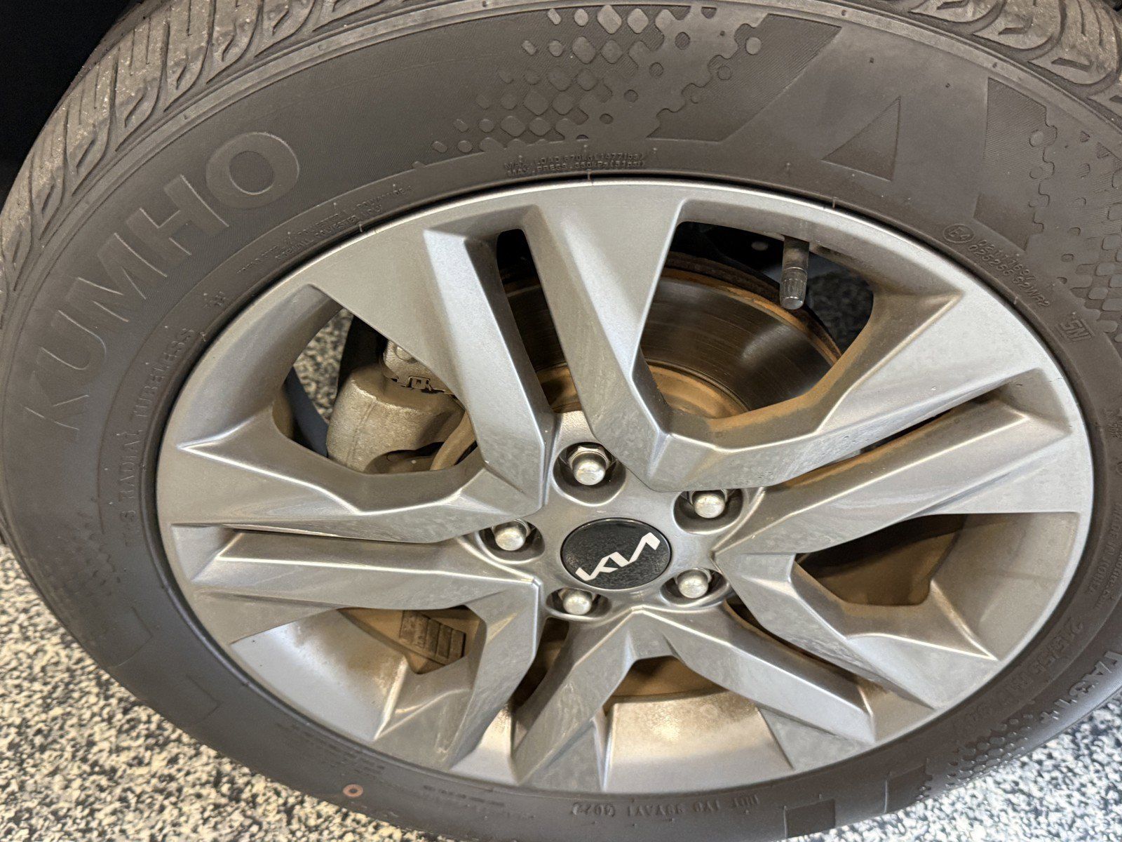 Used 2023 Kia Seltos S w/ Navigation Package FWD image 34