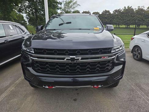 Used 2022 Chevrolet Tahoe Z71 w/ Luxury Package AWD/4WD image 10