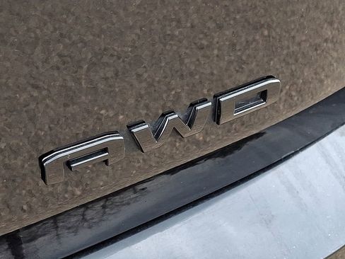 Certified 2022 GMC Terrain SLE w/ Driver Convenience Package image 30