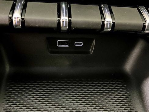 New 2026 GMC Terrain Elevation w/ Elevation Premium Package image 13