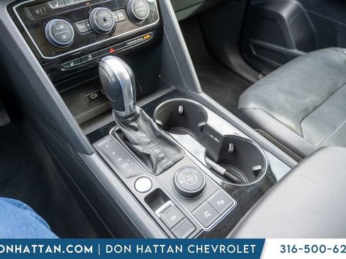 Used 2018 Volkswagen Atlas SEL Premium image 13