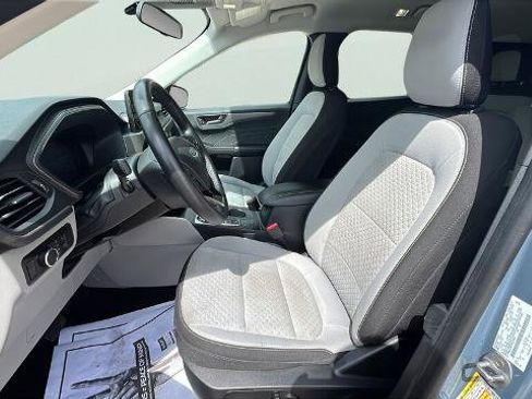 Certified 2023 Ford Escape Active FWD image 14