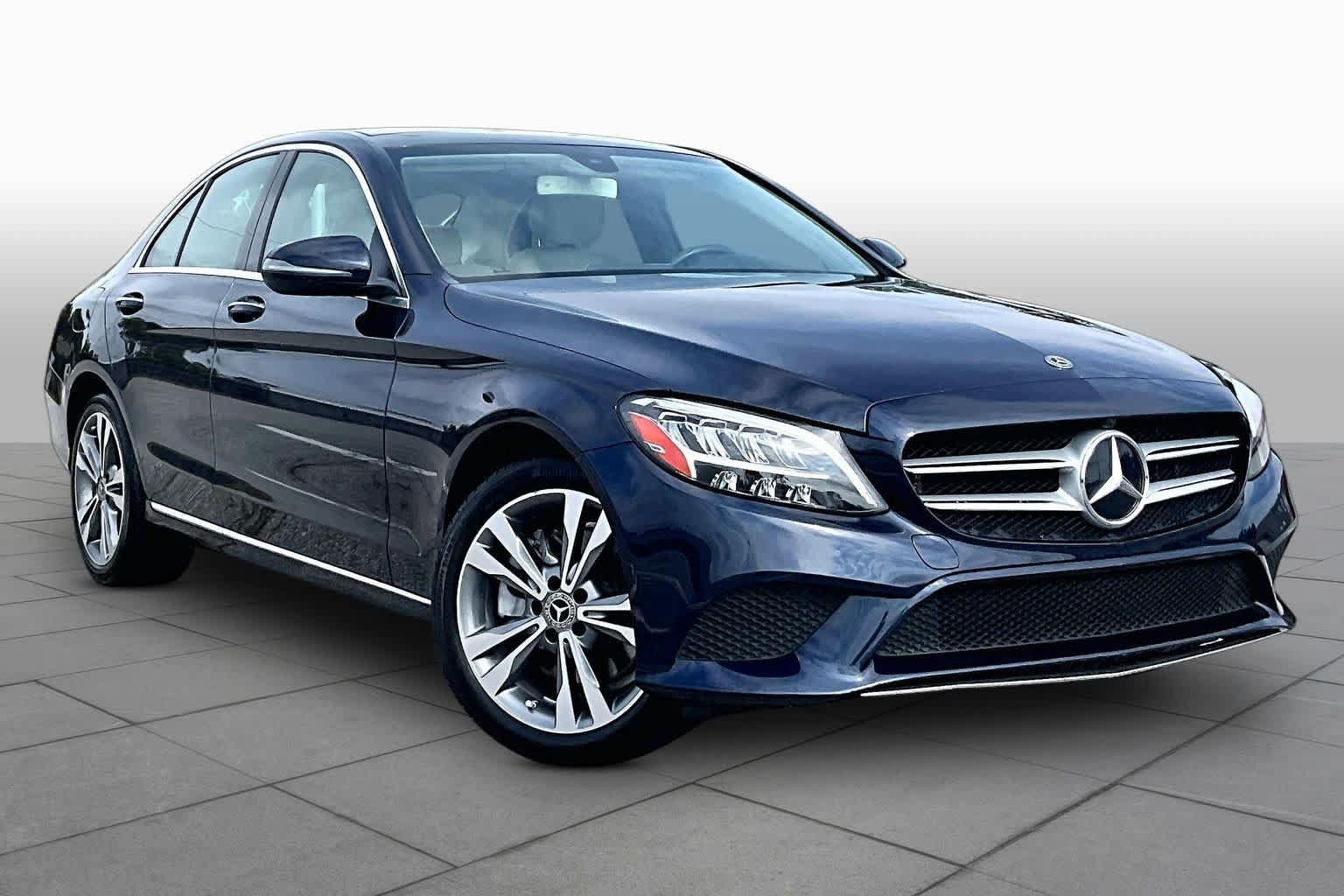 Used 2019 Mercedes-Benz C 300 4MATIC Sedan image 3