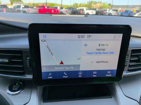Used 2021 Ford Explorer XLT w/ Equipment Group 202A AWD/4WD image 10