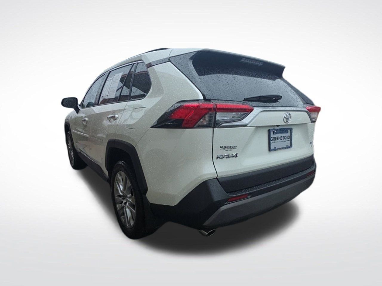 Used 2019 Toyota RAV4 Limited w/ Cold Weather Package AWD/4WD image 4