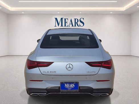 Used 2025 Mercedes-Benz CLA 250 4MATIC image 4
