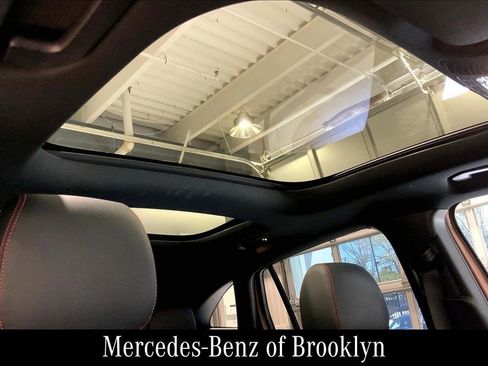 Used 2023 Mercedes-Benz GLA 250 4MATIC image 18