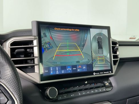 Used 2024 Toyota Tundra Limited image 24