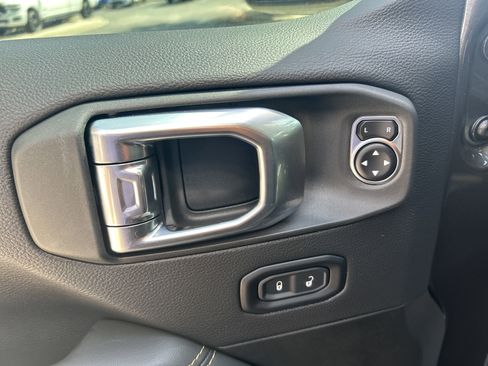 New 2025 Jeep Wrangler Sahara image 9