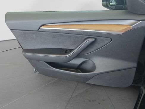 Used 2023 Tesla Model 3 Standard Range RWD image 22