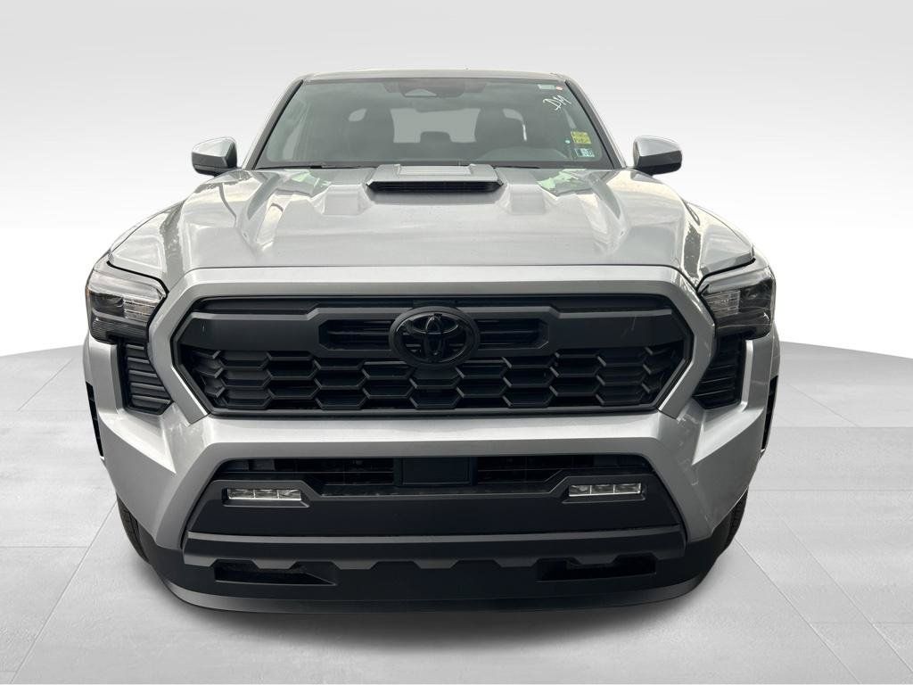 New 2026 Toyota Tacoma TRD Sport AWD/4WD image 8