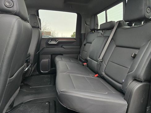 New 2025 GMC Sierra 2500 Denali w/ Denali Reserve Package image 5