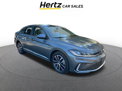 Used 2025 Volkswagen Jetta SE