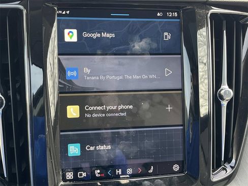 Used 2024 Volvo XC60 B5 Plus image 25