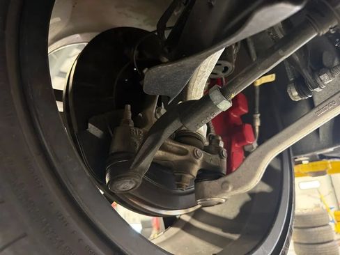 Used 2018 Chevrolet Camaro SS RWD image 34
