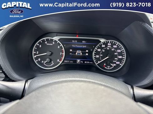 Used 2025 Nissan Sentra SV image 24