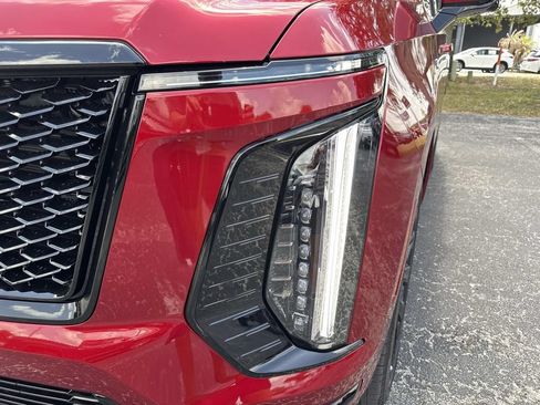 New 2026 Cadillac Escalade Platinum Sport w/ LPO, ONYX Package AWD/4WD image 9