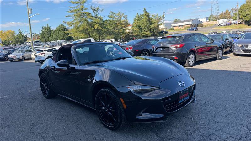 Used 2018 MAZDA MX-5 Miata Club RWD image 28