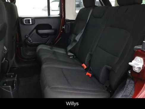 Used 2021 Jeep Wrangler Unlimited Sport AWD/4WD image 9