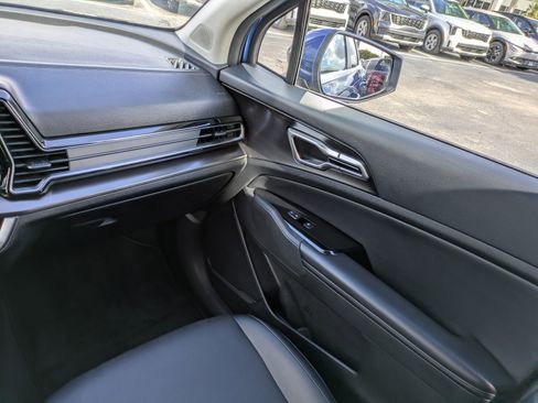 Certified 2023 Kia Sportage EX image 14