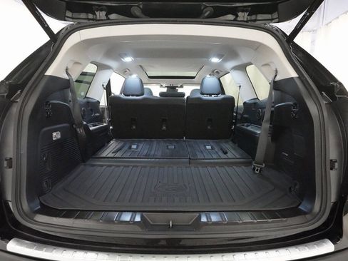 Certified 2024 Subaru Ascent Limited w/ Technology Package image 10