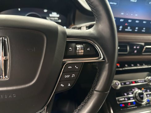 Used 2022 Lincoln Nautilus Reserve w/ Equipment Group 201A image 19