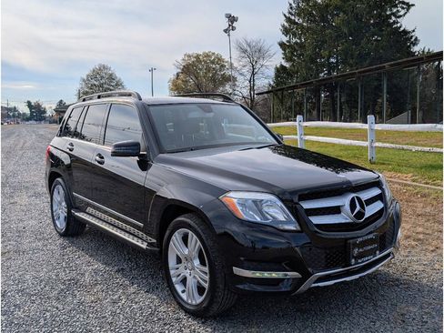 Used 2014 Mercedes-Benz GLK 350 4MATIC w/ Premium 1 Package image 3