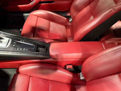 Used 2014 Porsche 911 Turbo S AWD/4WD image 49