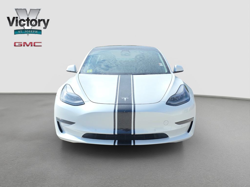 Used 2022 Tesla Model 3 Long Range AWD/4WD image 2