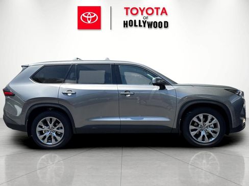 New 2026 Toyota Grand Highlander AWD Hybrid image 3