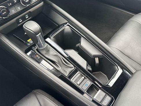 Used 2024 Honda Accord Touring image 34