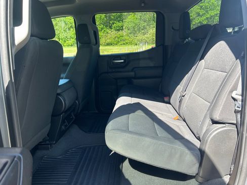 Used 2021 Chevrolet Silverado 1500 Custom AWD/4WD image 17