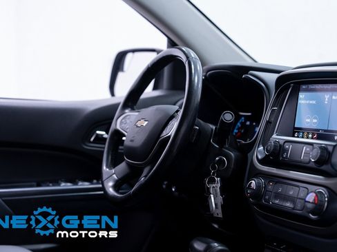 Used 2021 Chevrolet Colorado Z71 image 46