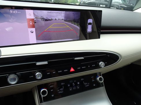 New 2026 Genesis GV70 2.5T Select image 16