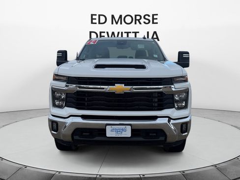 Certified 2024 Chevrolet Silverado 3500 LT w/ Convenience Package image 8