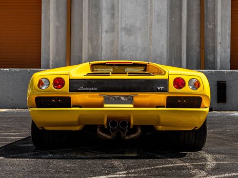 Used 2001 Lamborghini Diablo VT image 37