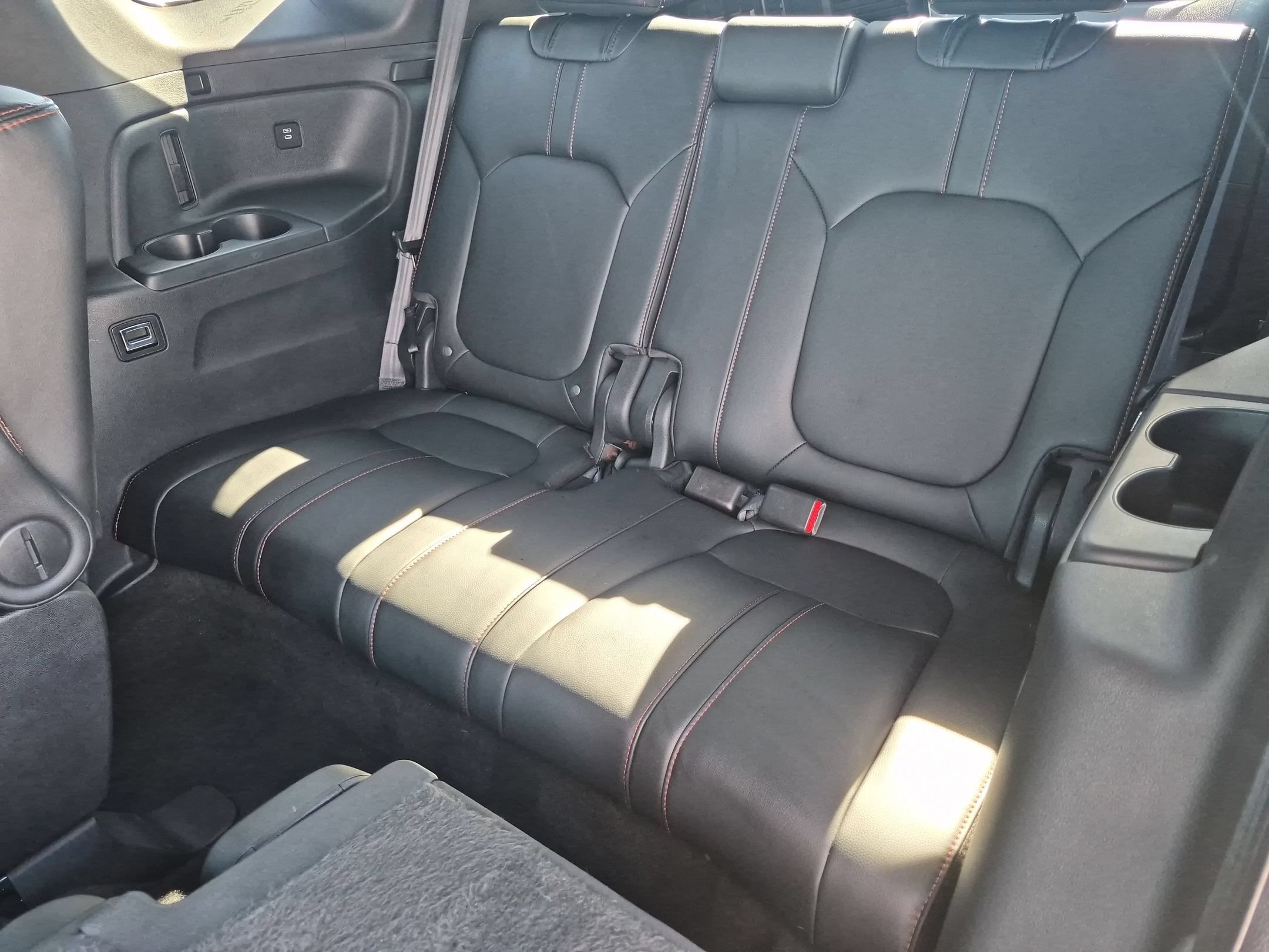Used 2025 Honda Pilot TrailSport image 21