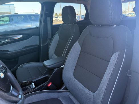 Used 2025 Chevrolet TrailBlazer LT image 35