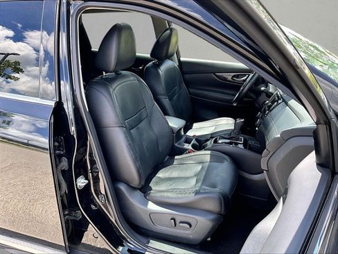 Used 2020 Nissan Rogue SL w/ Premium Package AWD/4WD image 9