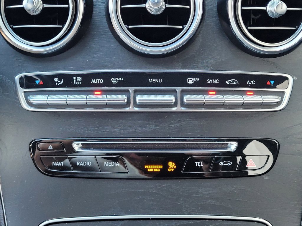 Used 2018 Mercedes-Benz GLC 300 4MATIC image 13