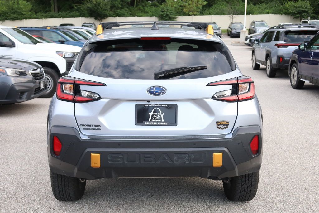 Used 2024 Subaru Crosstrek 2.5i Wilderness w/ Crosstrek Mirror Package AWD/4WD image 6
