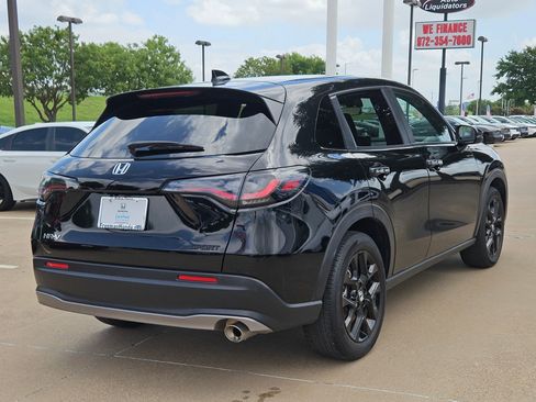 Certified 2025 Honda HR-V Sport image 5