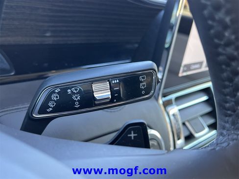 Used 2021 Lincoln Navigator L Black Label w/ Cargo Convenience Package image 16