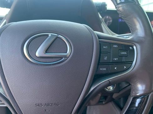 Used 2019 Lexus ES 350 w/ Premium Package FWD image 11