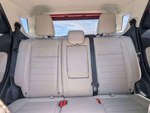 Used 2021 Ford EcoSport Titanium FWD image 28