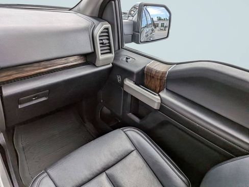 Used 2019 Ford F150 Lariat AWD/4WD image 17