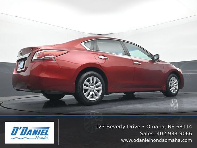 Used 2015 Nissan Altima 2.5 S w/ Power Driver Seat Package FWD image 12