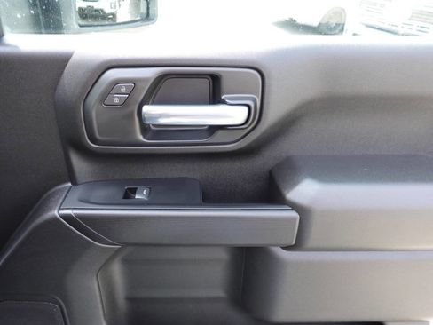 Used 2024 GMC Sierra 2500 Pro AWD/4WD image 30