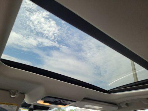 New 2026 Nissan Rogue Platinum w/ Platinum Premium Package image 8